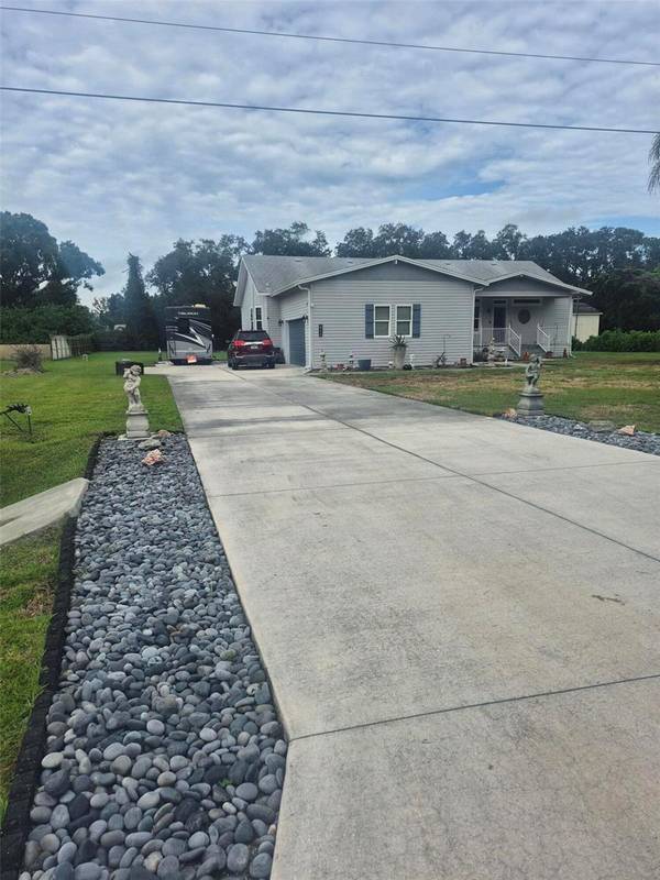 2710 61ST ST E, Bradenton, FL 34208