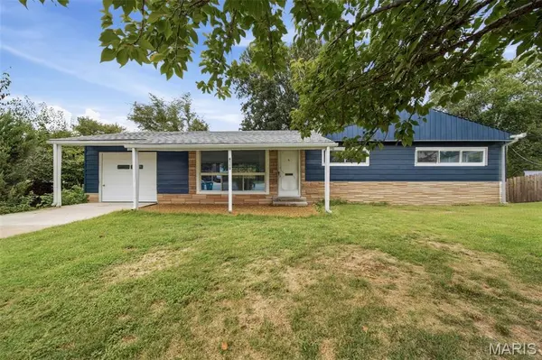 7109 Fernbrook DR, St Louis, MO 63123