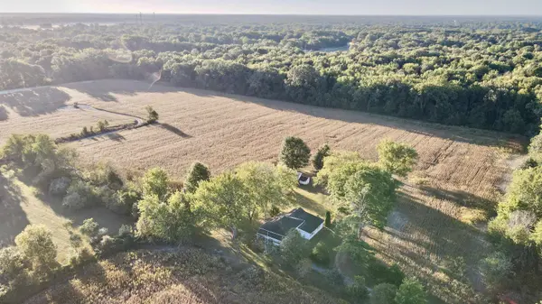 9444 Martin ST, Benton, IL 62812