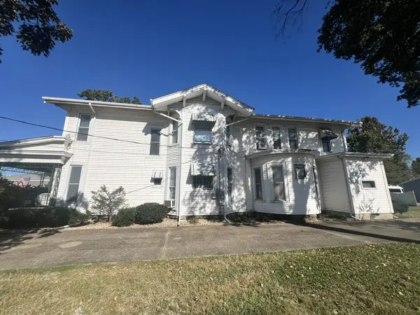 1829 Walnut ST, Murphysboro, IL 62966