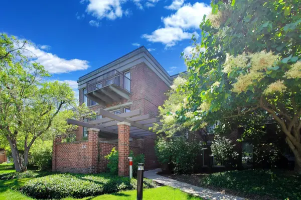 Address not disclosed, Deerfield, IL 60015
