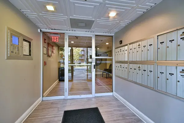 820 GRACELAND AVE #505, Des Plaines, IL 60016