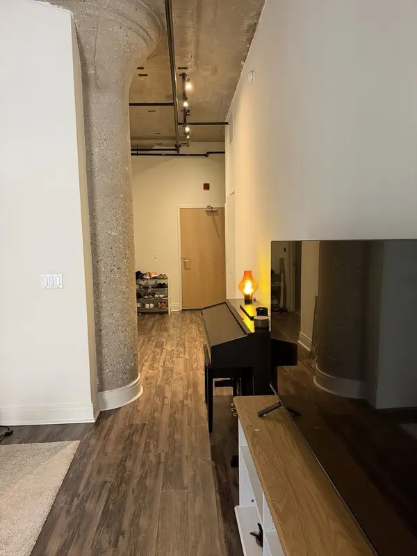 922 W Washington BLVD #406, Chicago, IL 60607