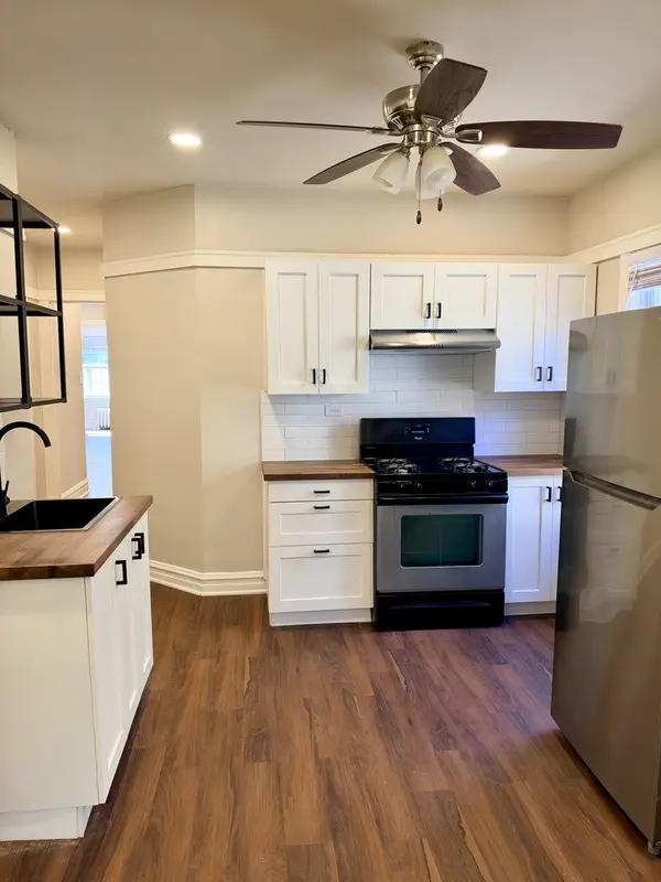 4708 W Altgeld ST #2, Chicago, IL 60639