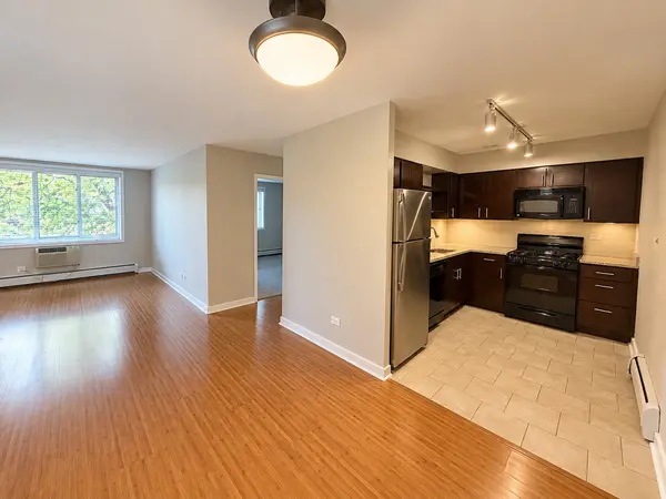 707 W Sheridan RD #403, Chicago, IL 60613