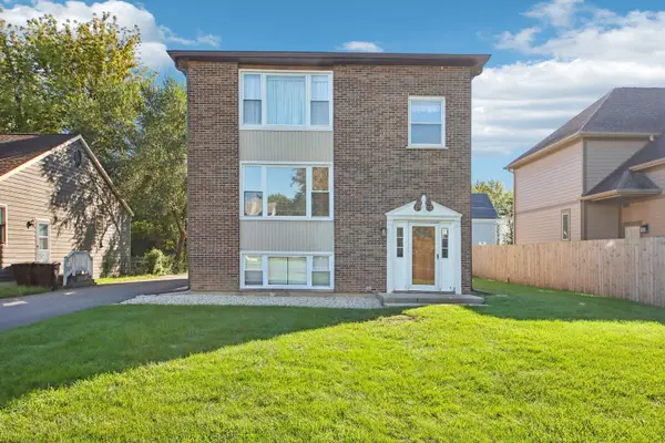 20779 Elizabeth AVE N #1, Lincolnshire, IL 60069