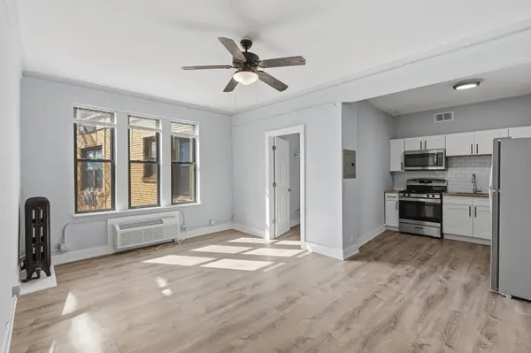 6807 N Sheridan RD #707, Chicago, IL 60626