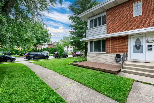 4720 Main ST #A, Skokie, IL 60076