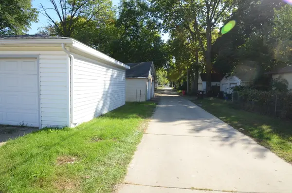 1519 21st AVE, Rockford, IL 61104