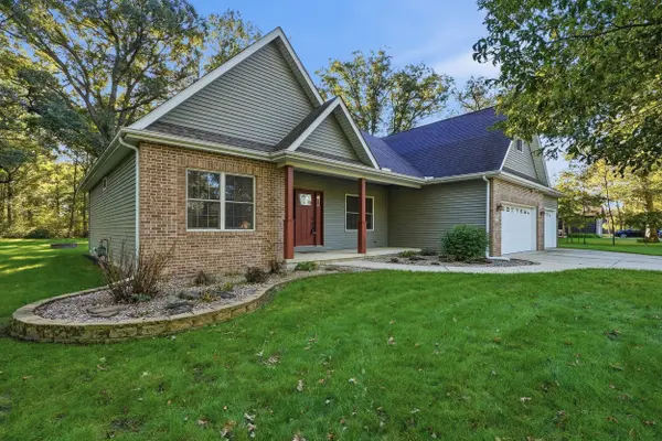 10485 Mattie LN, Wheatfield, IN 46392