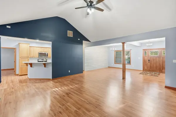 10485 Mattie LN, Wheatfield, IN 46392