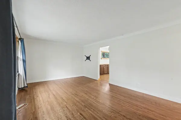 4858 Carolyn LN, White Bear Lake, MN 55110