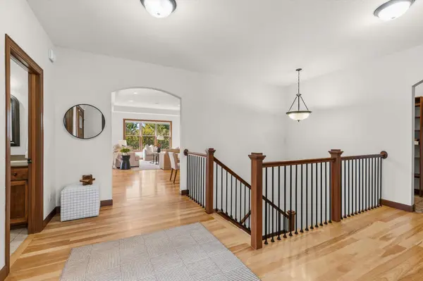 5501 Fernbrook LN N, Plymouth, MN 55446