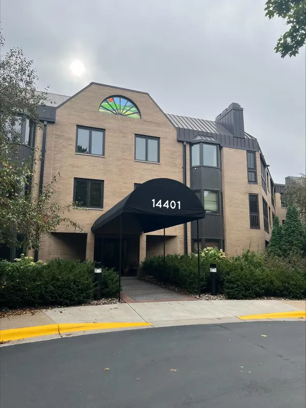 14401 Atrium WAY #131, Minnetonka, MN 55345