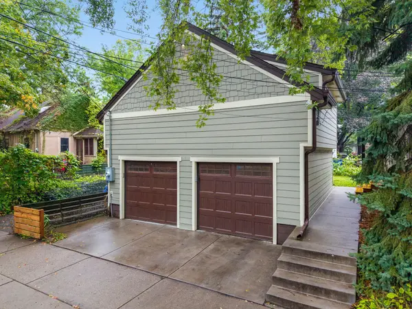 1522 Hague AVE, Saint Paul, MN 55104