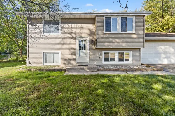 7515 Brunswick AVE N, Brooklyn Park, MN 55443