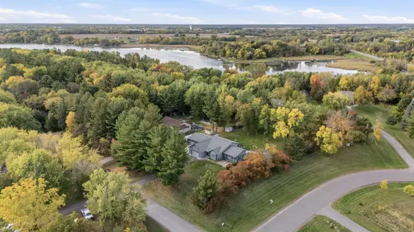 3981 324th AVE NE, Cambridge, MN 55008
