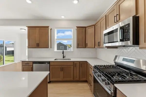 6396 Jarvis AVE, Cottage Grove, MN 55016
