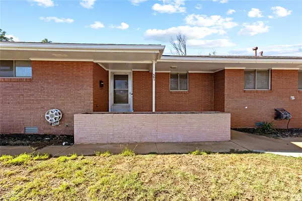 401 N Arizona ST, Weatherford, OK 73096