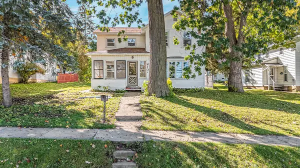 213 STATE ST, Ripon, WI 54971