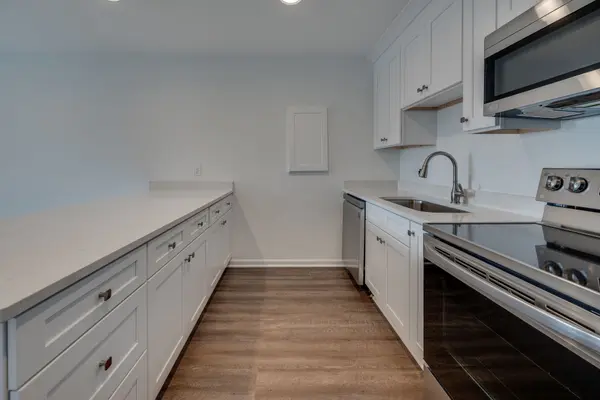 2601 Hillsboro Pike #F14, Nashville, TN 37212