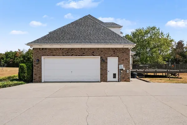 3630 W Trimble Rd, Milton, TN 37118