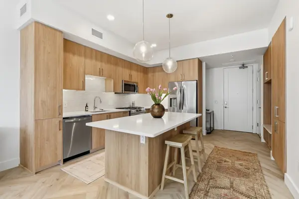 1212 Demonbreun St #705, Nashville, TN 37203
