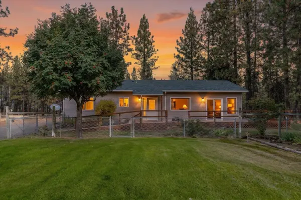1820 W Dogwood Ln, Spokane, WA 99224