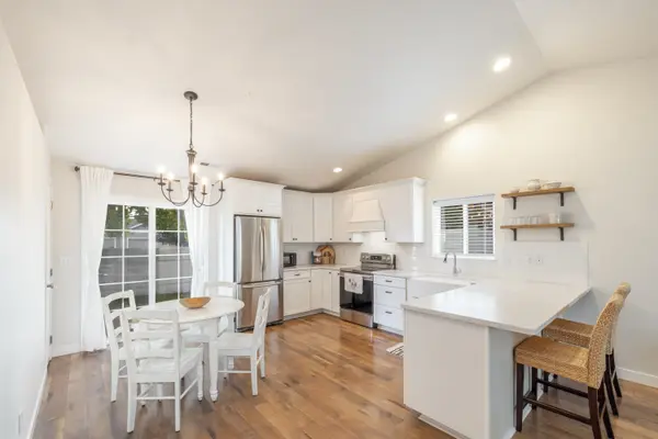 2709 W Ashley Cir, Spokane, WA 99208
