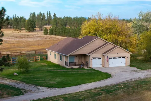 30520 N Cleveland Rd, Deer Park, WA 99006