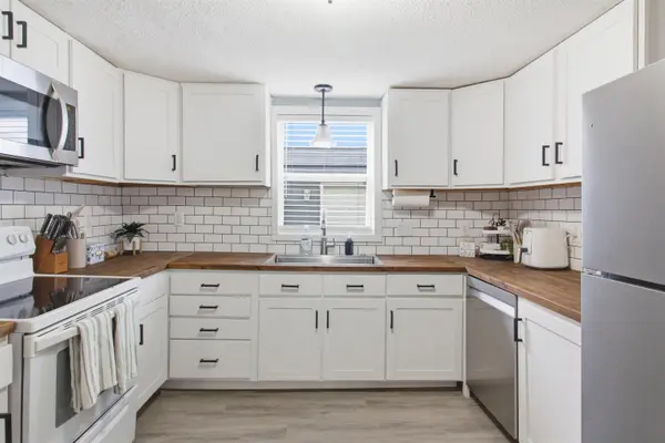 121 SE 5th, Newton, KS 67114