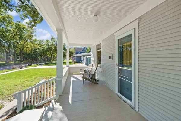 717 N Main St., Lindsborg, KS 67456