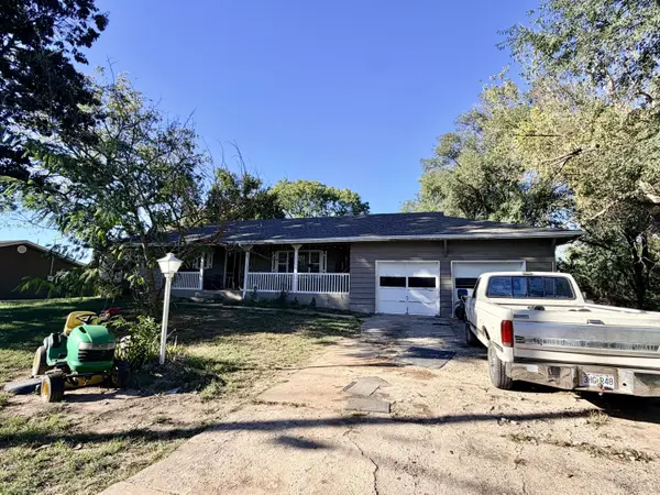237 W School ST, Everton, MO 65646