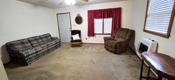 106 Rushmore Dr., Inman, SC 29349