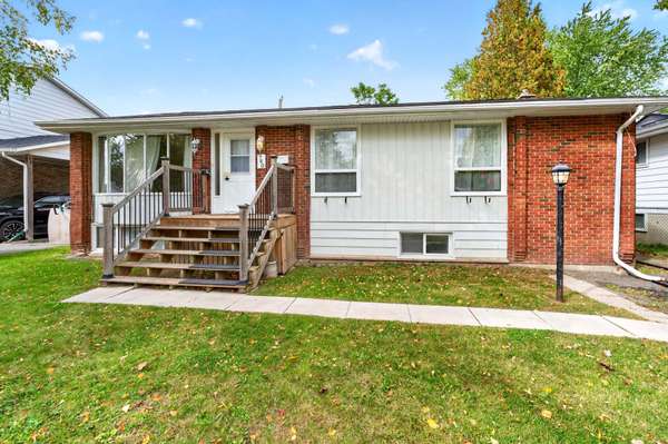 740 Dempster DR, Gananoque, ON K7G 2E7