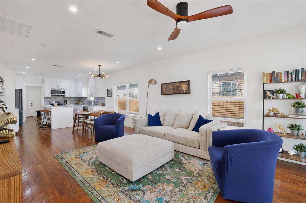 5911 E Grand Avenue, Dallas, TX 75223