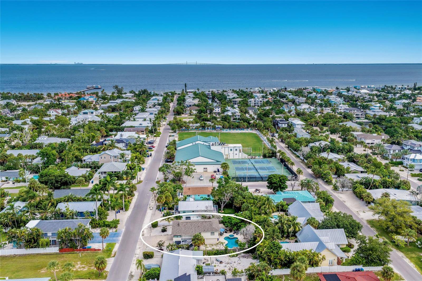 313 MAGNOLIA AVE, Anna Maria, FL 34216