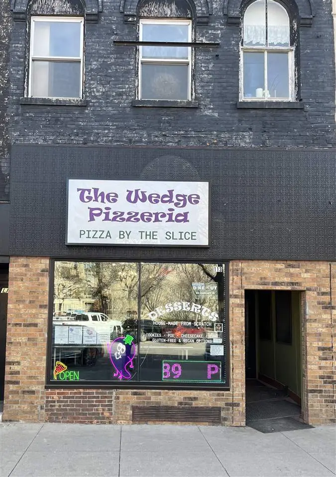 113 Iowa Ave, Iowa City, IA 52240