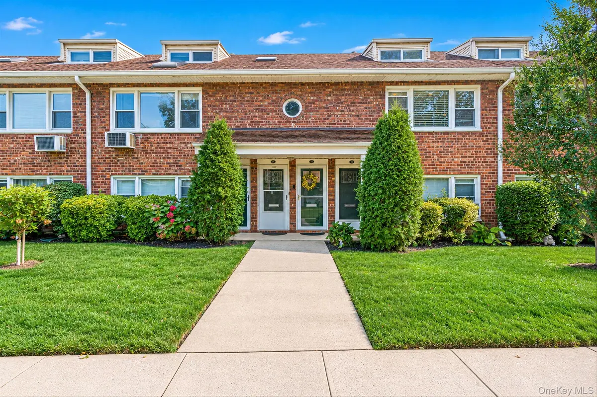 1600 Grand Ave #P4, Baldwin, NY 11510