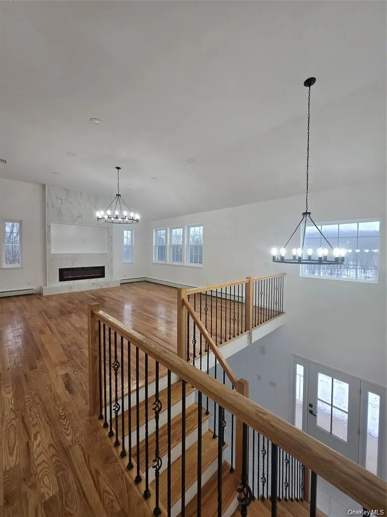 470 State Route 211, Cuddebackville, NY 12729