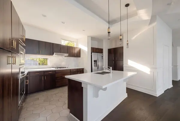 1500 Summit ST #5, Austin, TX 78741