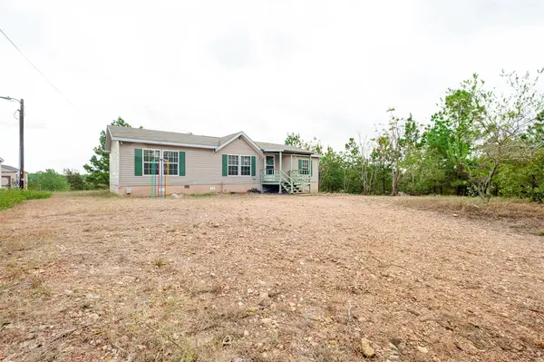 157 Lakeside DR, Bastrop, TX 78602
