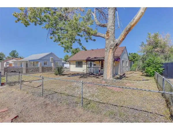 5205 E 60th, Commerce City, CO 80022