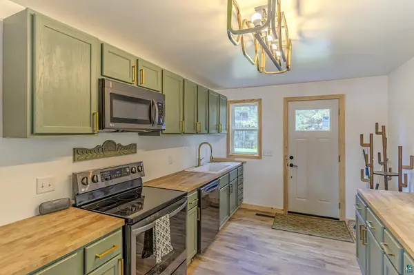 190 Onigum Tr, Ely, MN 55731