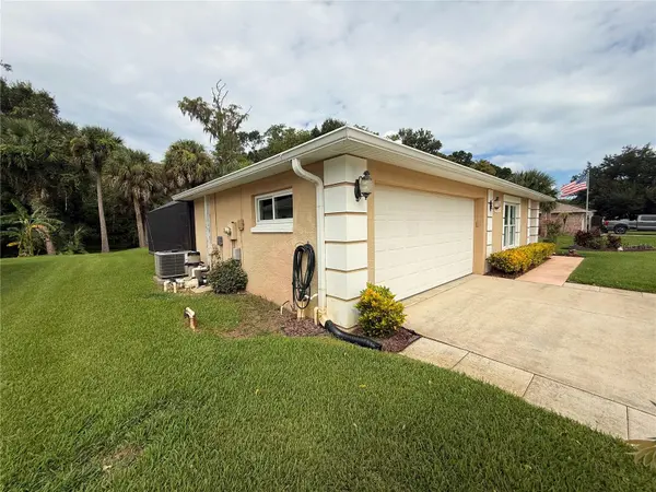 3777 GROVE VIEW LN, Port Orange, FL 32129