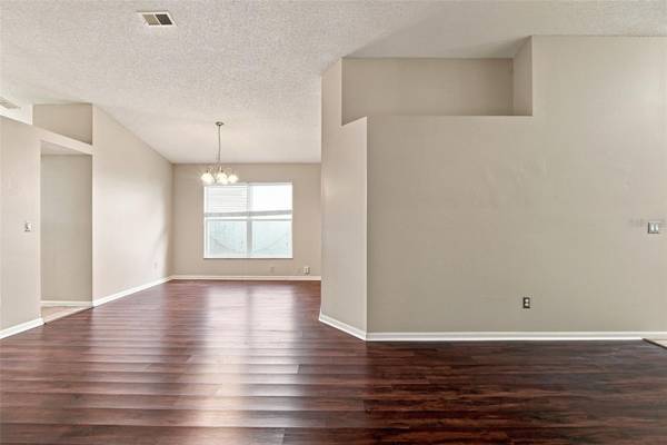 562 SHORT PINE CIR, Orlando, FL 32807