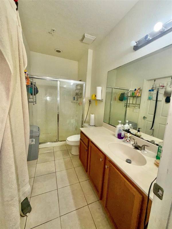 2388 GRAND CENTRAL Pkwy #2, Orlando, FL 32839
