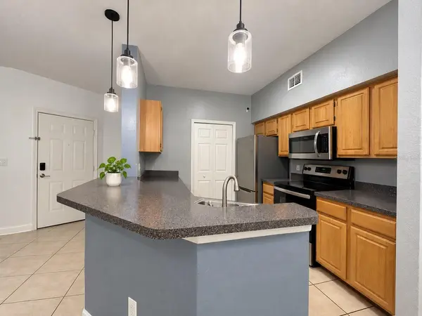5961 WESTGATE DR #2023, Orlando, FL 32835