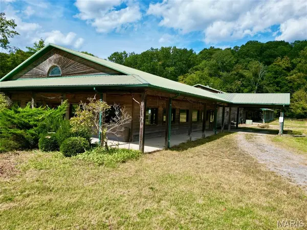 920 kratzinger hollow road, Cobden, IL 62920