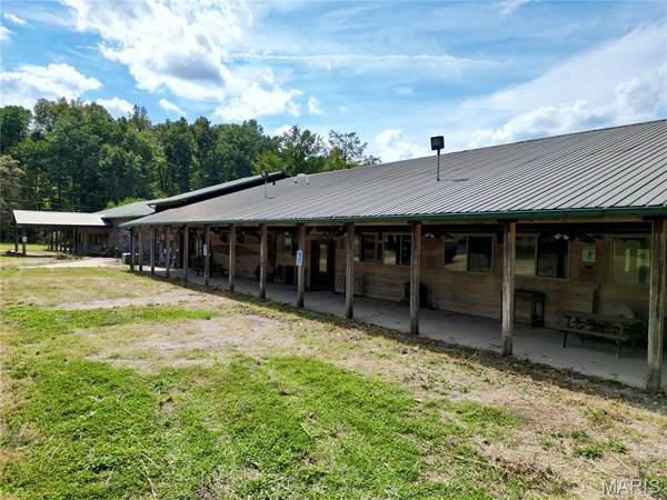 920 kratzinger hollow road, Cobden, IL 62920